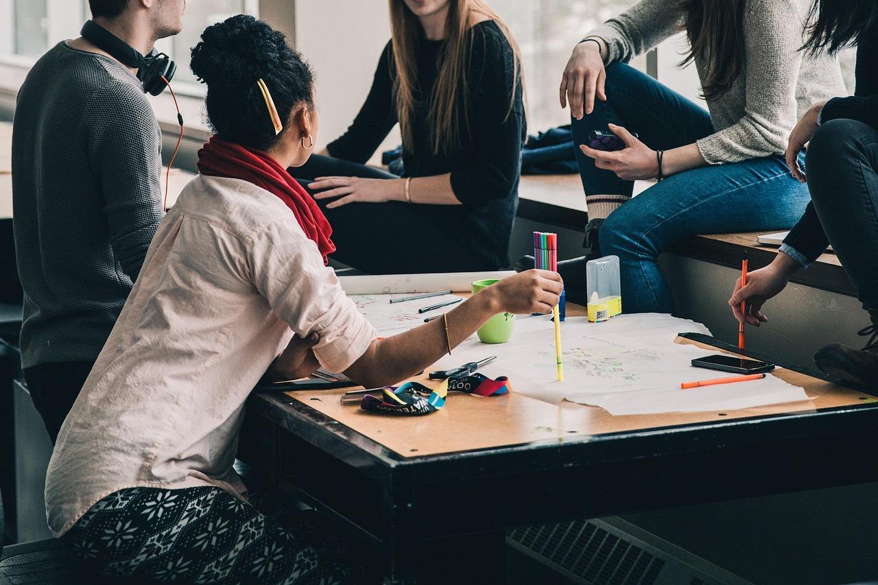 Empowering the Future: How Female Entrepreneurs are Harnessing Tech and Automation to Disrupt Industries